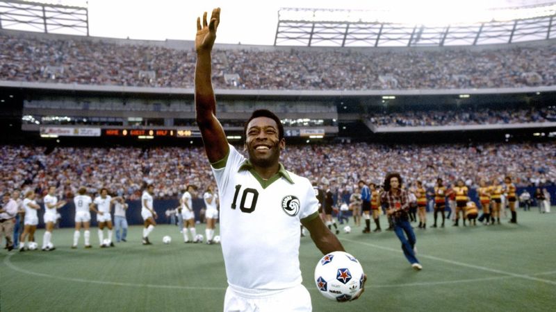 Pelé: Football's Global Icon