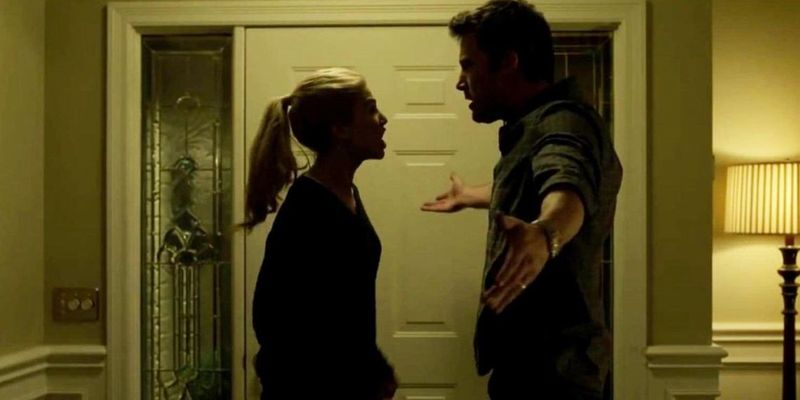 Gone Girl (2014) – Why Does Nick Stay?