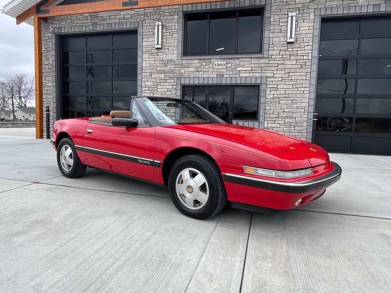 Buick Reatta (1988–1991)