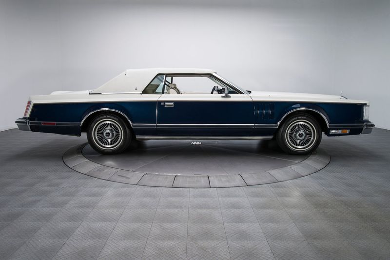 Lincoln Continental Mark V (1977–1979)