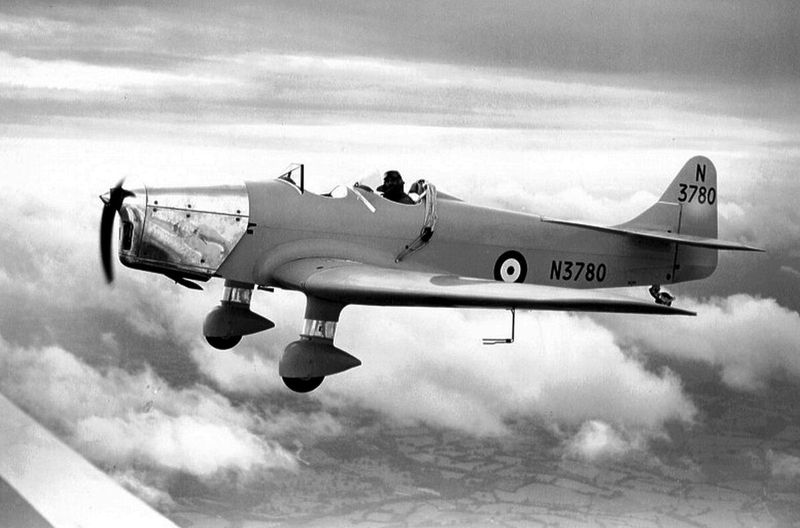 Miles Magister