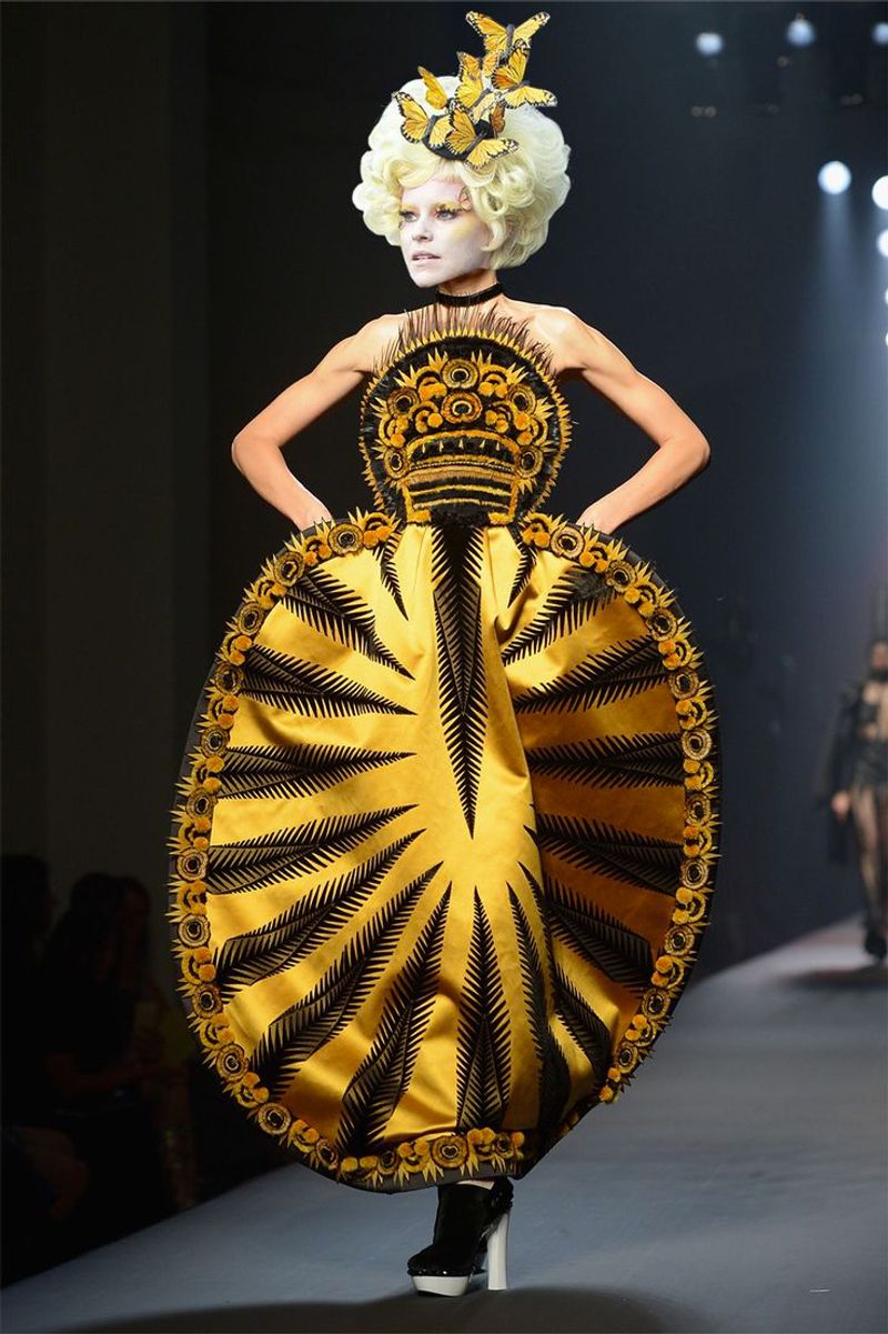 Effie Trinket – The Hunger Games