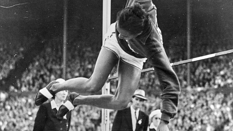 Alice Coachman, Olympic high-jumper, 2014