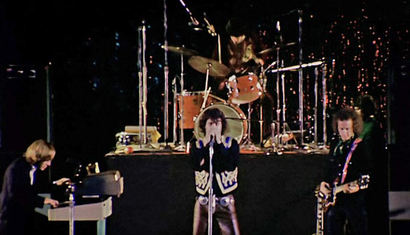 The Doors at Hollywood Bowl (1968) – Los Angeles