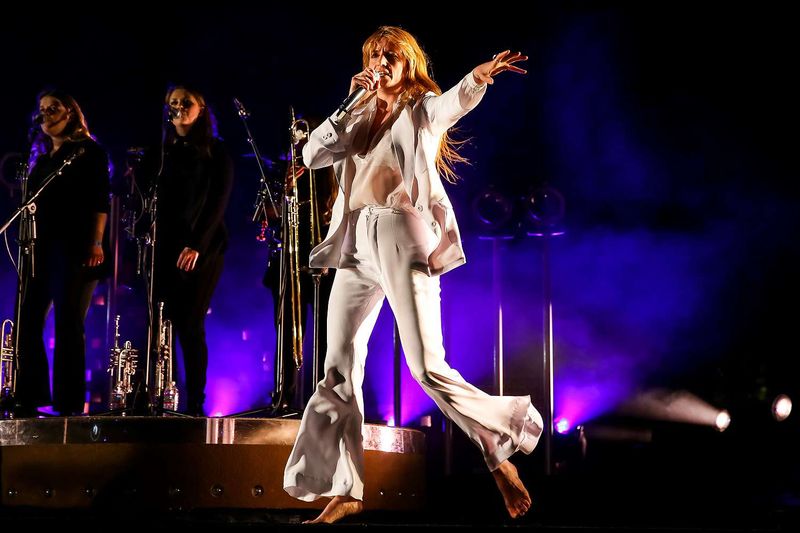 Florence Welch's Stage Diving Injury