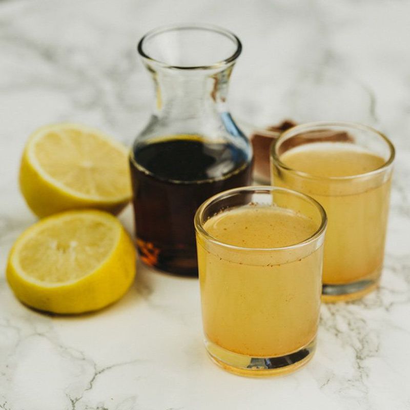 Juice Cleanses & Maple Syrup Diets (Early 2000s)