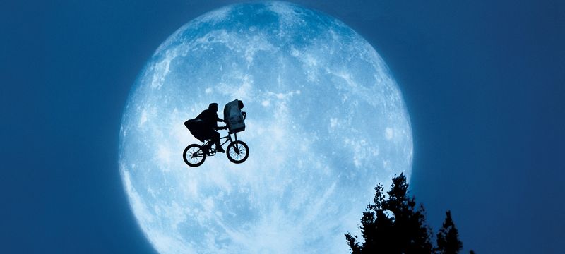 E.T. the Extra-Terrestrial (1982)