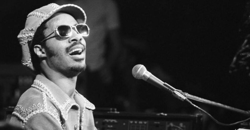 Forget These 10 Common Patriotic Songs – Here Are 18 That Matter More