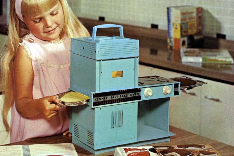 Easy-Bake Oven (1963)