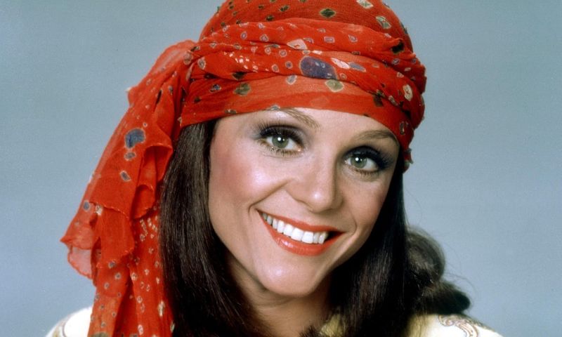 Valerie Harper as Rhoda Morgenstern