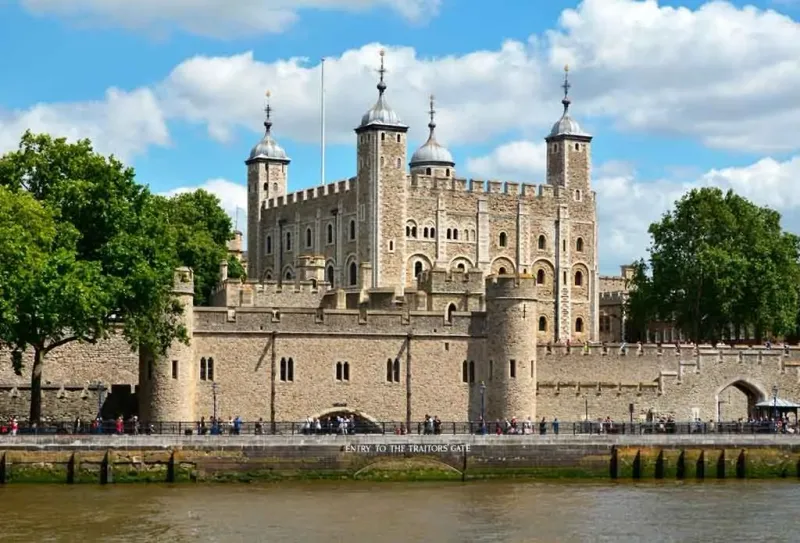 He Built Over 500 Castles