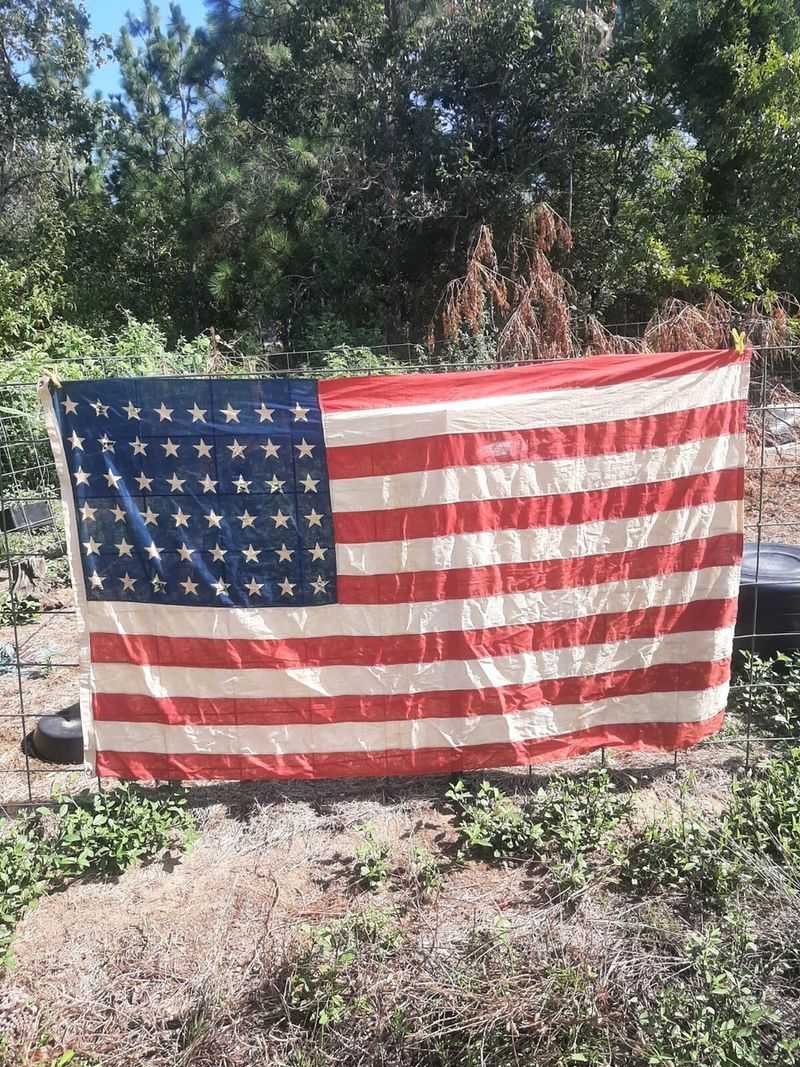 Hang a Flag the Old-Fashioned Way