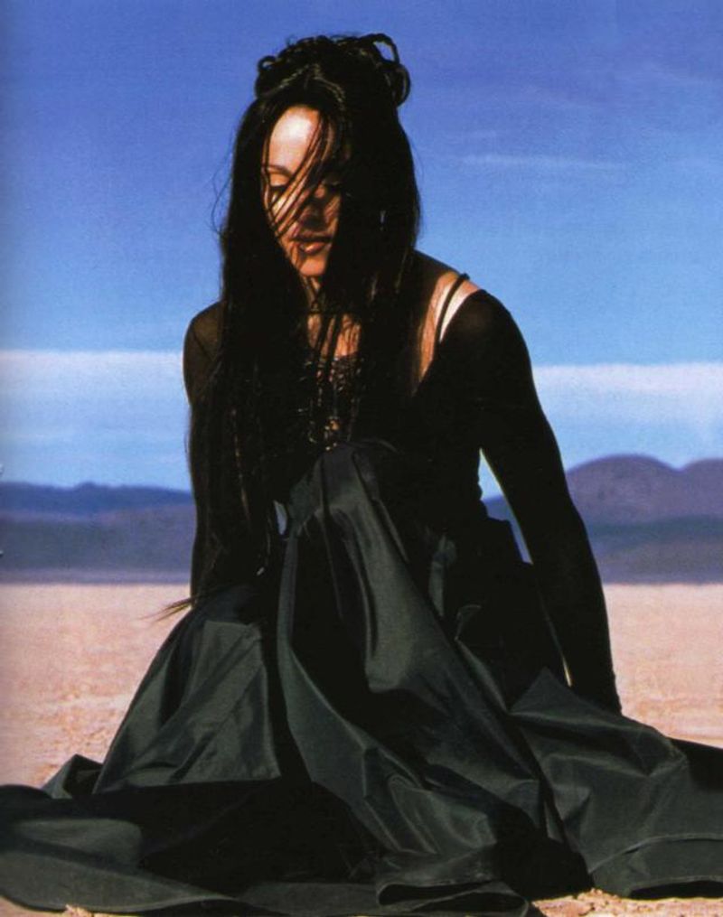 Frozen's Gothic Victoriana (1998)