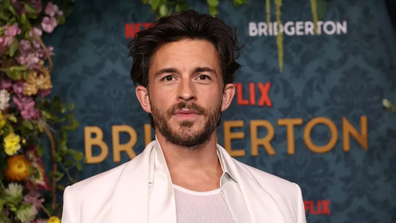 Jonathan Bailey