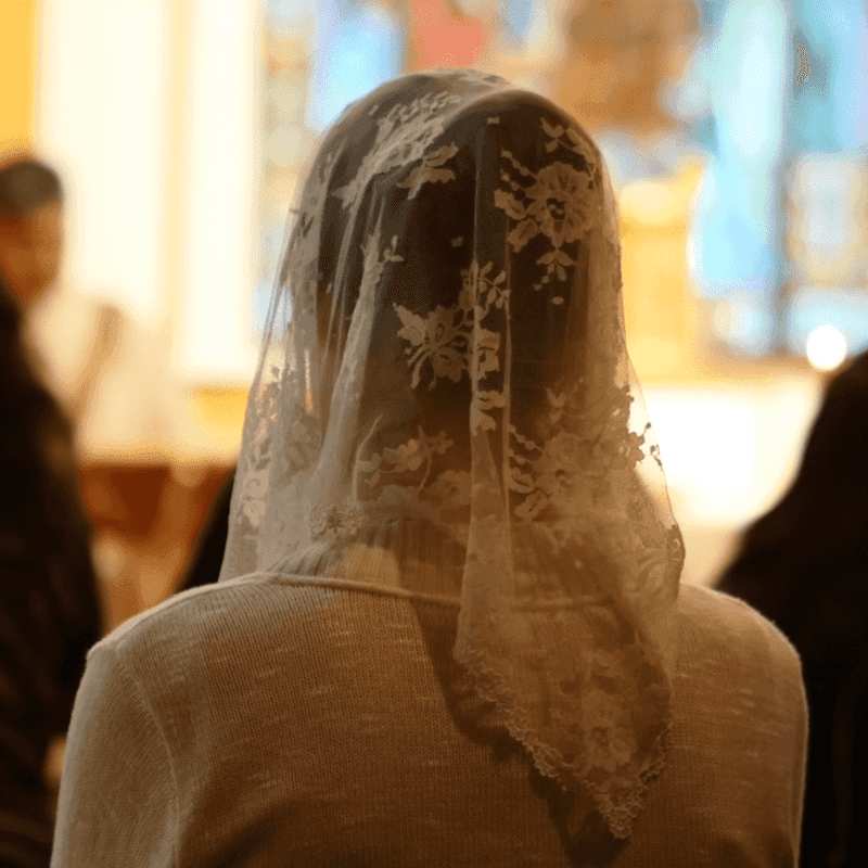 Christian Veil