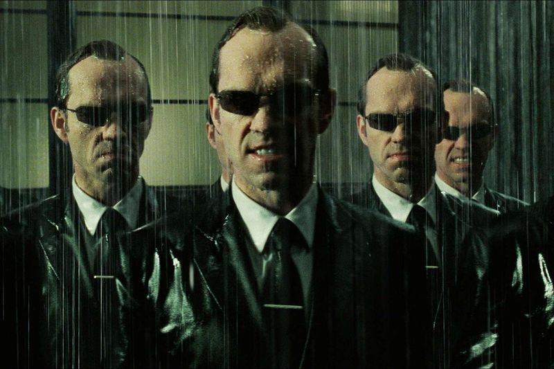 Hugo Weaving – The Digital Face of Cold Logic