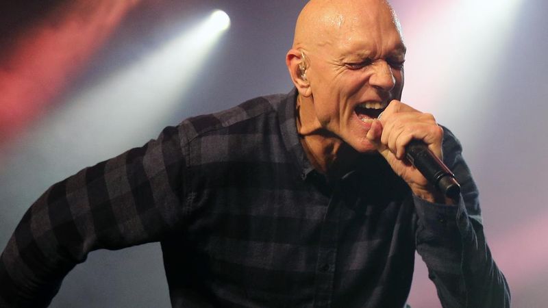 Peter Garrett – Rock Star 🎸🎤