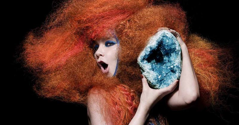 Björk – Biophilia (2011) – In a Greenhouse