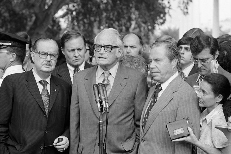 August 1 – Collapse of Republican Support