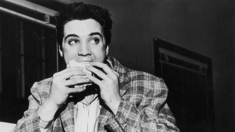 Elvis Presley – Police Escort for His Sandwich (1970s)