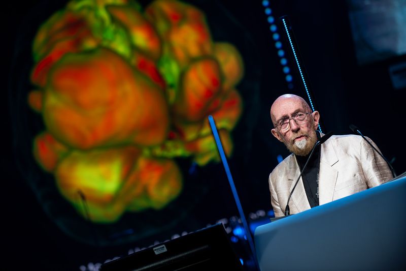 Kip Thorne