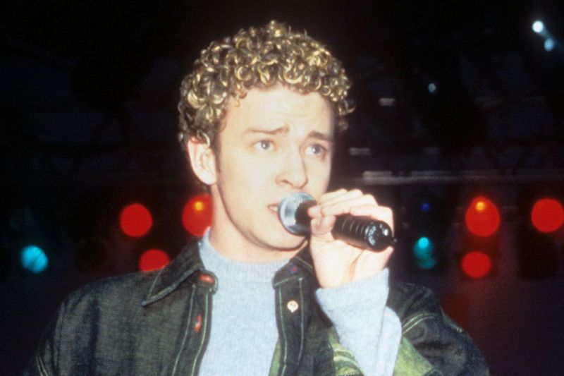 Frosted Tips (Late ‘90s/2000s)