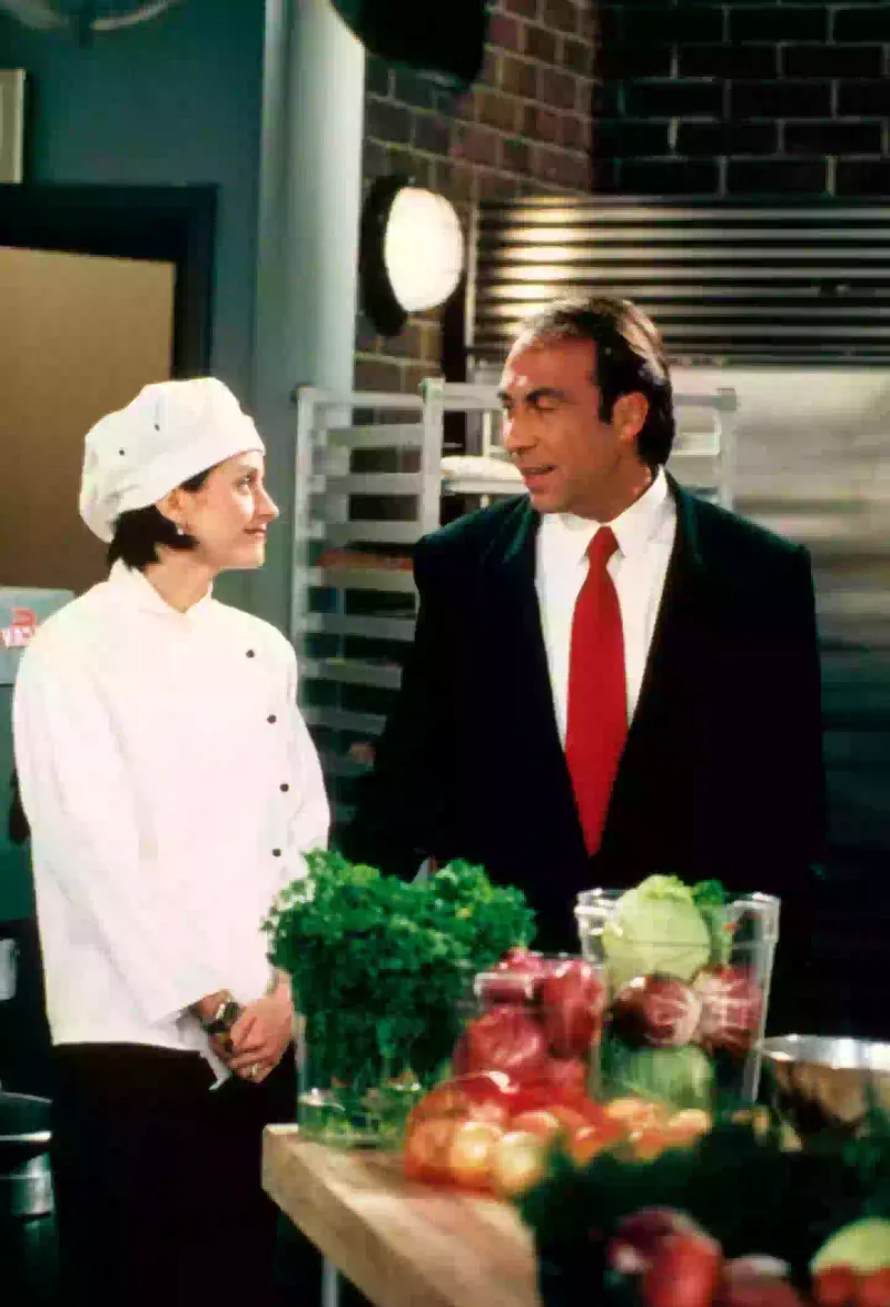 Taylor Negron (Allesandro)