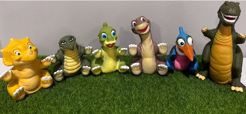 Pizza Hut's Land Before Time Hand Puppets