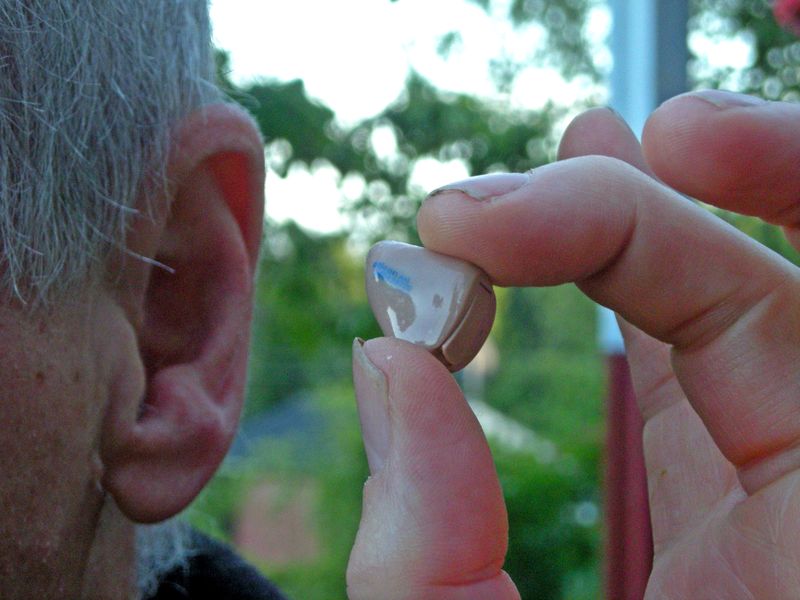 Digital Hearing Aids Enhance Sound Quality
