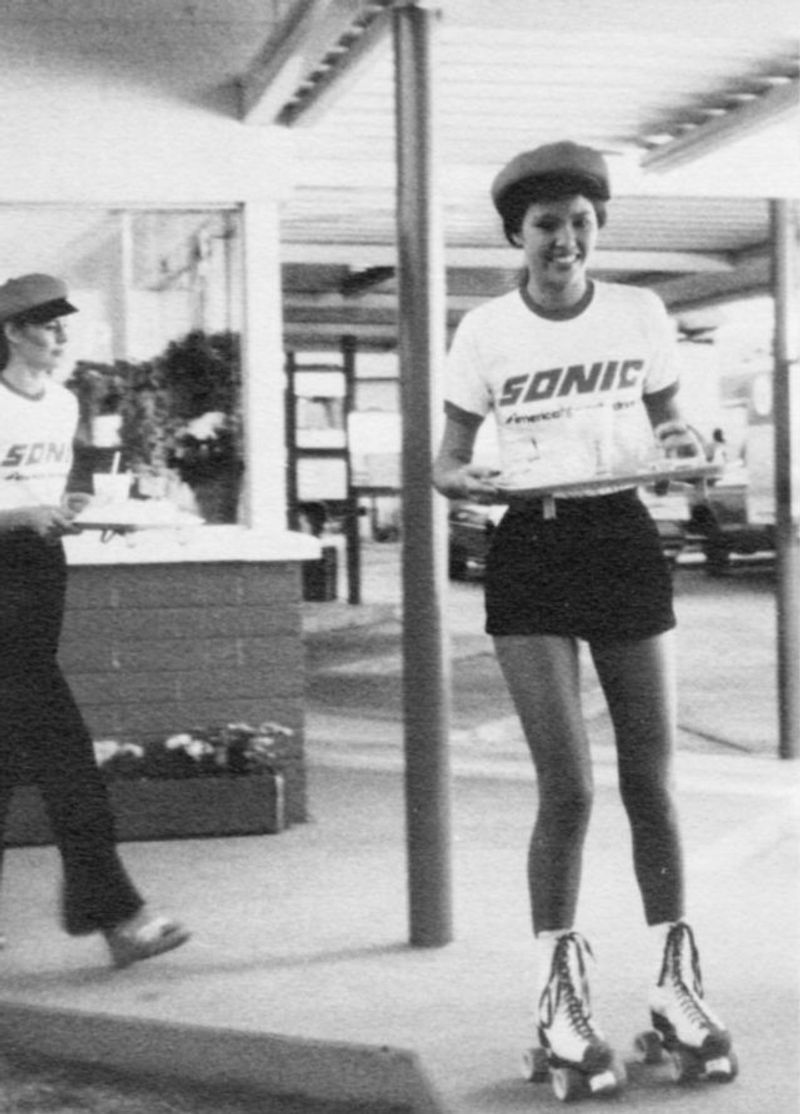 Waitresses on Wheels
