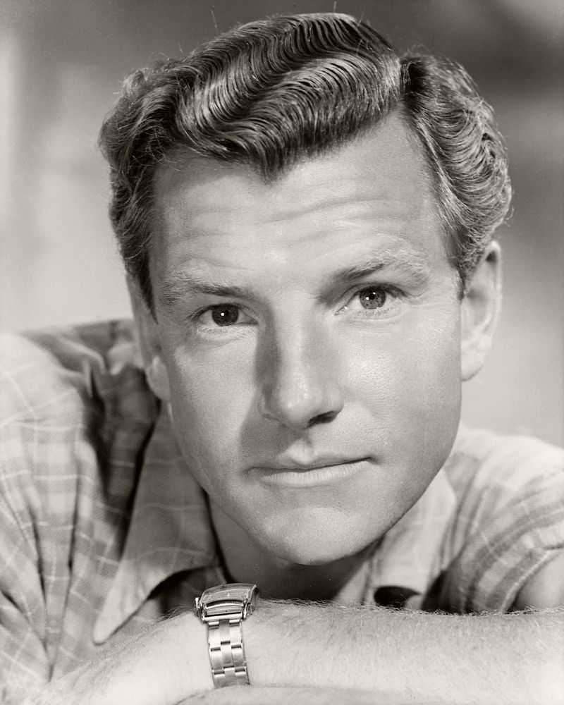 Kenneth More, Actor, 1982