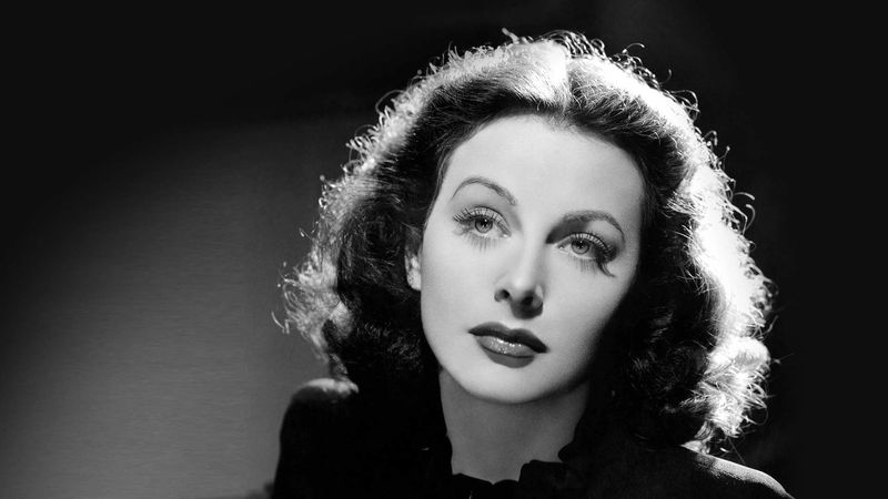 Hedy Lamarr – The Hollywood Star Who Invented WiFi