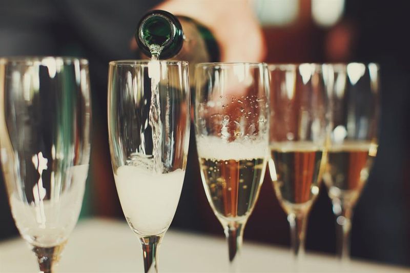 Champagne (17th Century)