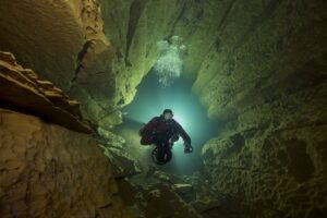 The Bloop: 10 Shocking Facts About Earth's Loudest Underwater Sound ...