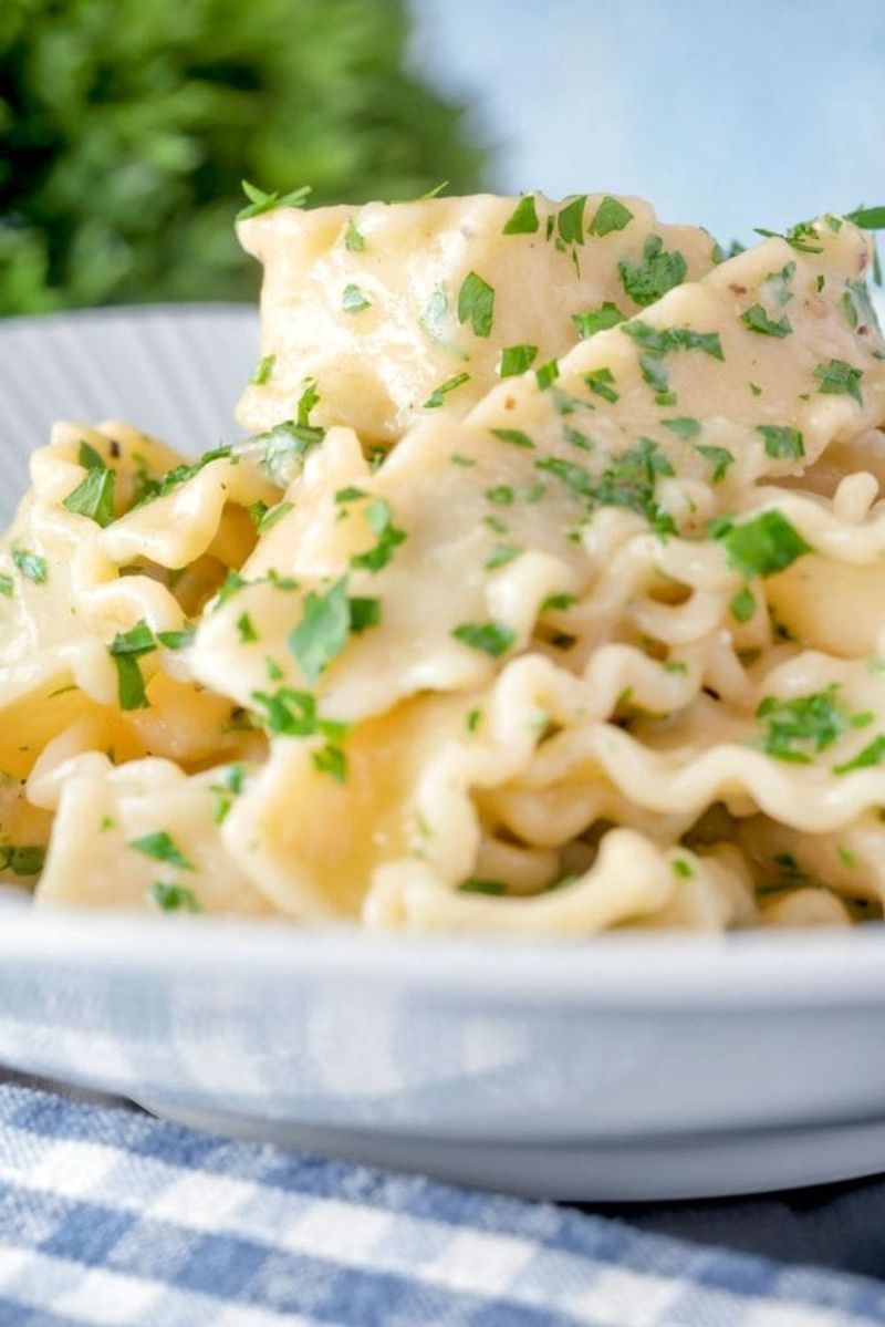 Gigi Hadid – Pasta with Butter