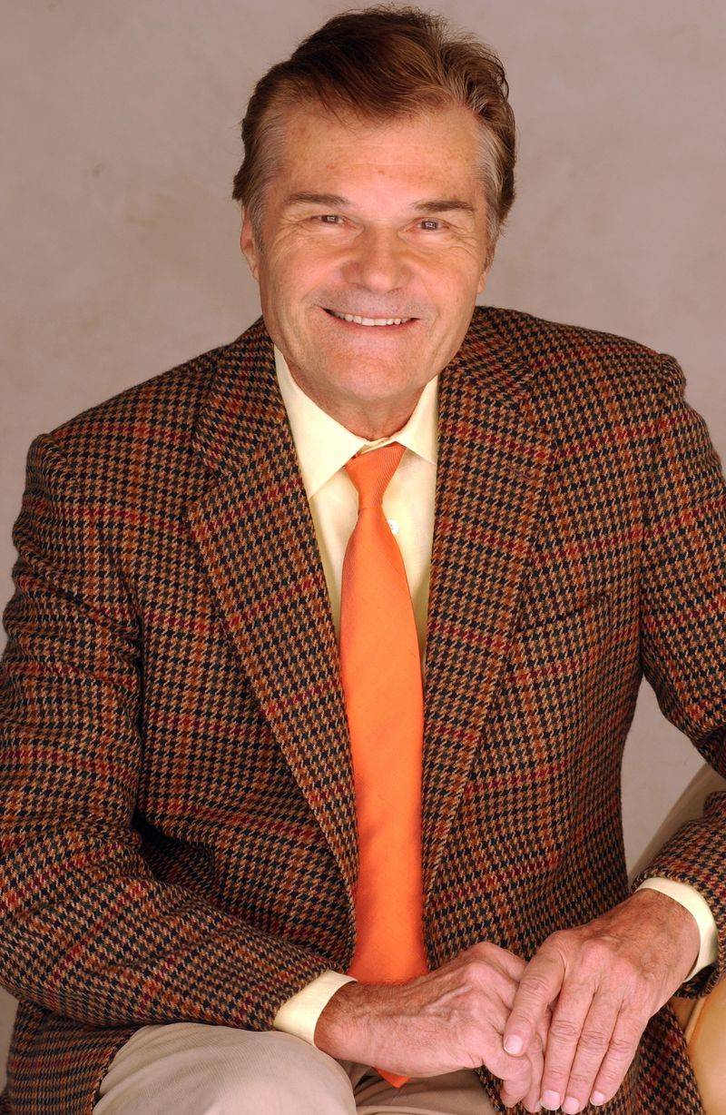 Fred Willard (Mr. Lipson)