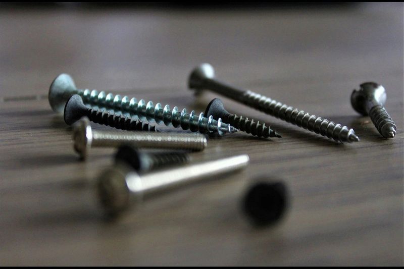 Emergency Screwdriver Substitute