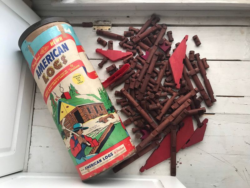 Lincoln Logs