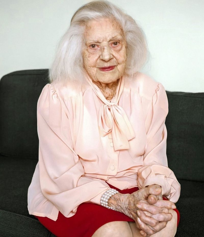 Renée Simonot, French Stage & Voice Actress, 2021 
