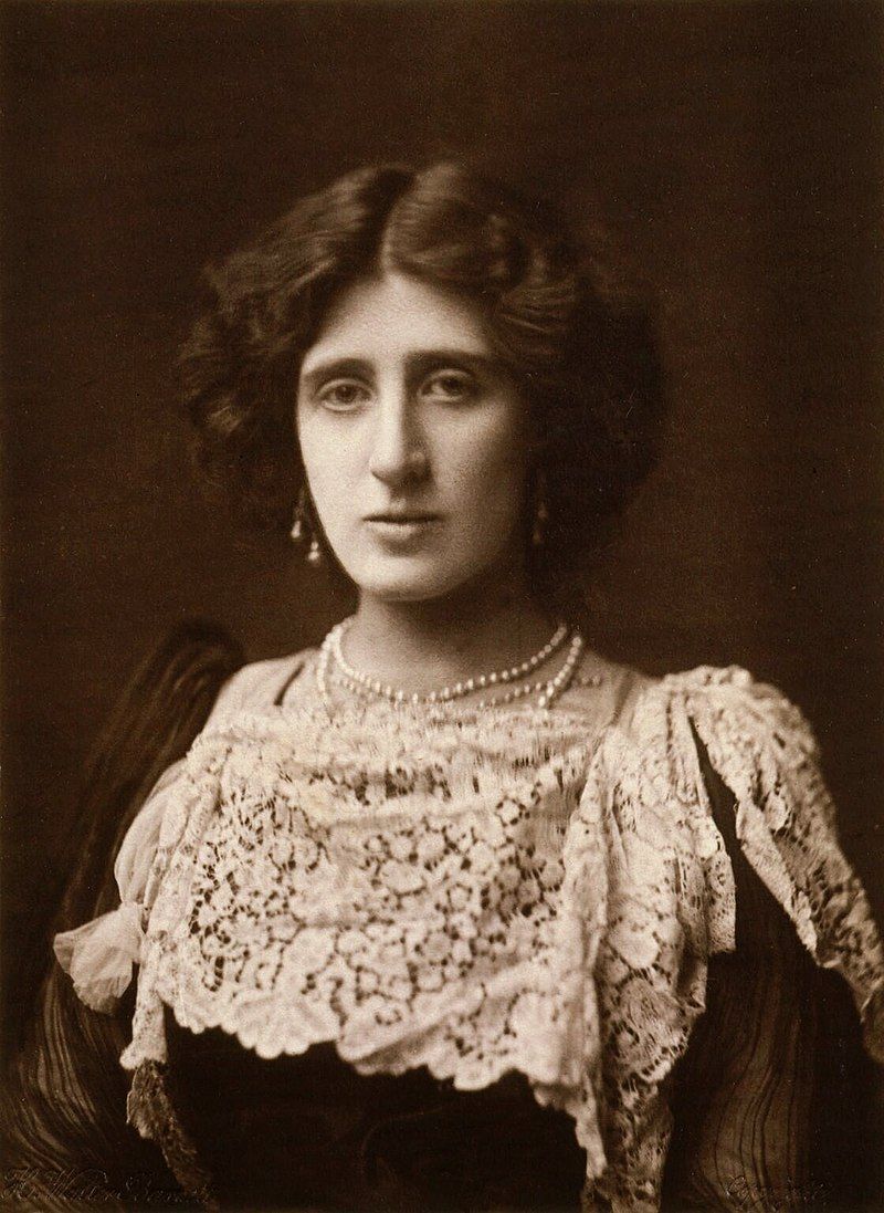 Lady Ottoline Morrell – Lived in a Fantasy Novel