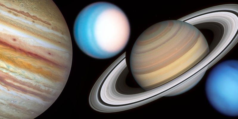 Saturn Has the Only Planetary Rings