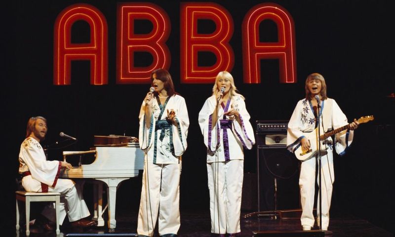 Dancing Queen – ABBA (1976)