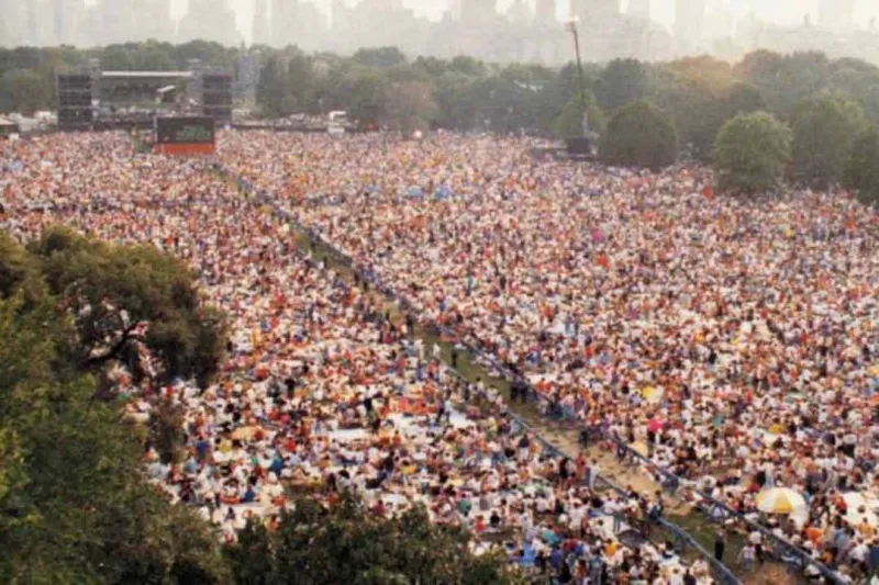 Simon & Garfunkel – Central Park (1981) – New York City