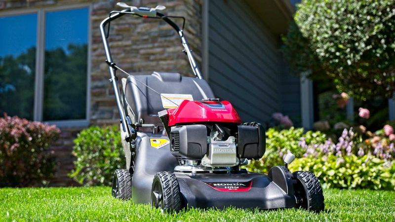 Gas-powered lawn equipment