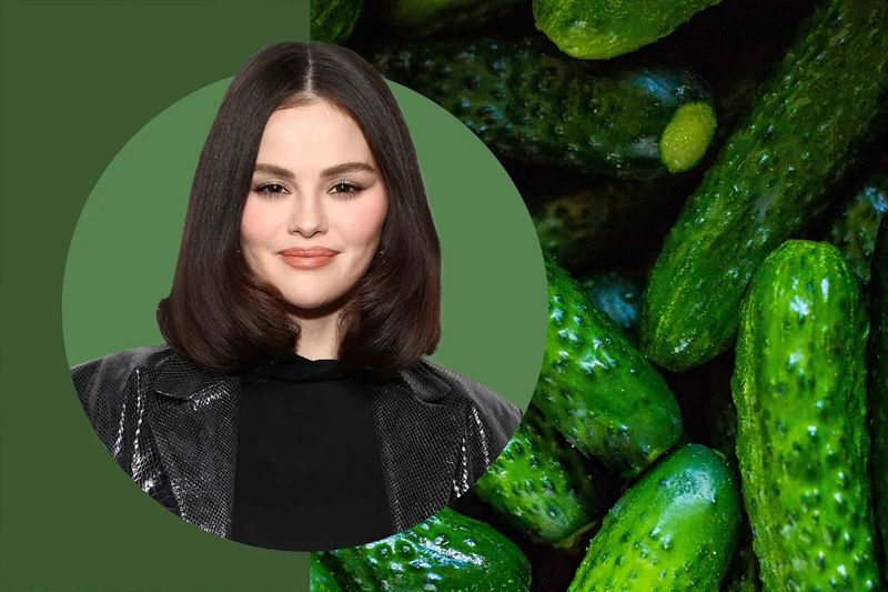 Selena Gomez – Pickles and Hot Cheetos
