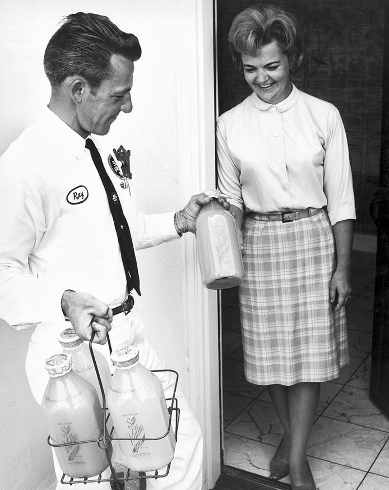 Milkman 💰 $65,000+ per year