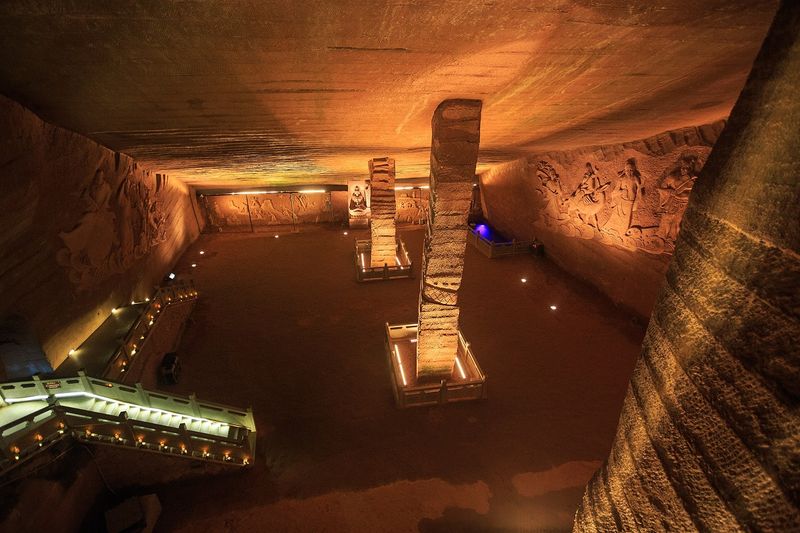 The Longyou Caves (200 BC, China)