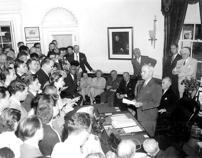 The Rush to Use Bombs Before Peace Negotiations Succeeded
