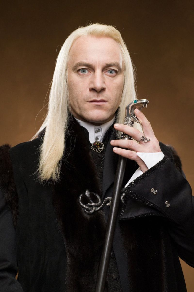Jason Isaacs – The Wizard World's Platinum-Haired Bigot
