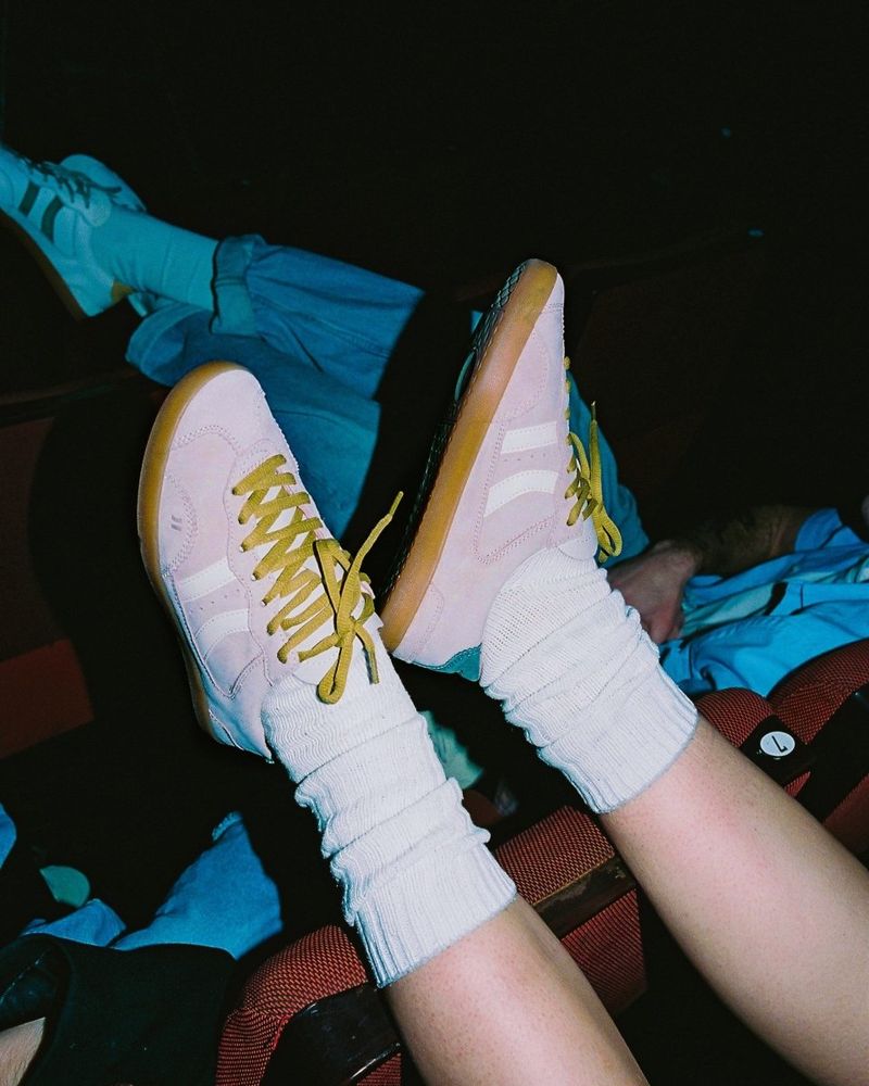 Marshmallow Shoelace Sabotage
